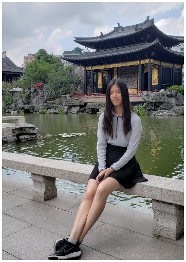 Kimberly Hau